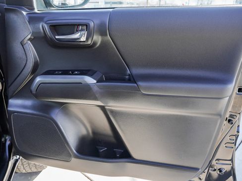 Used 2023 Toyota Tacoma TRD Sport image 27