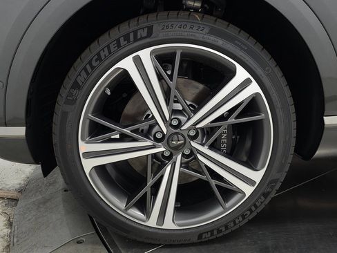 New 2026 Genesis GV80 3.5T e-SC image 8