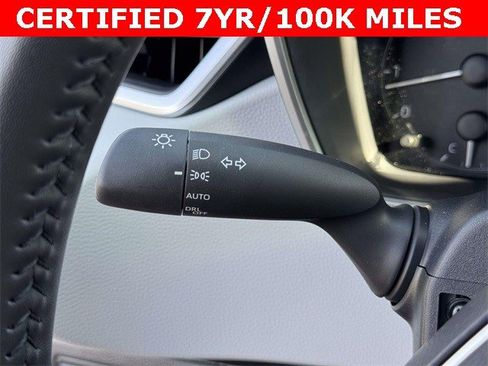 Used 2024 Toyota Corolla SE image 27