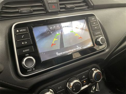 Used 2025 Nissan Versa S w/ Trunk Package image 23