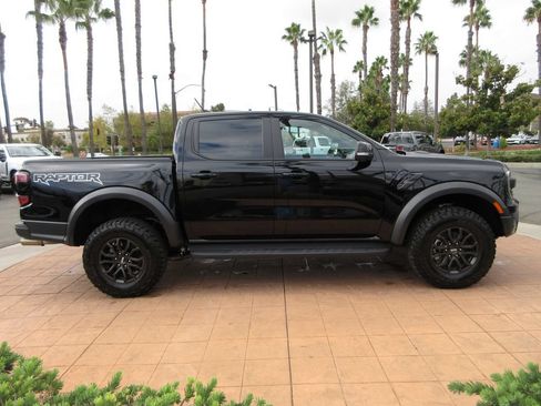 Certified 2025 Ford Ranger Raptor AWD/4WD image 5