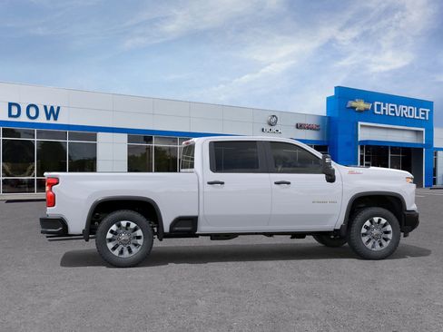 New 2026 Chevrolet Silverado 2500 Custom w/ Custom Convenience Package image 5