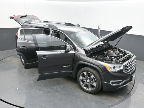 Used 2019 GMC Acadia SLT w/ LPO, Floor Liner Package image 36