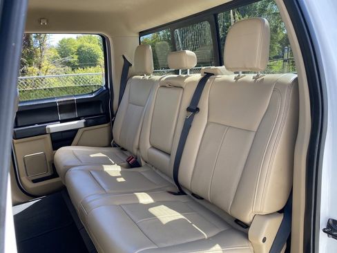 Used 2021 Ford F250 Lariat w/ Chrome Package image 20