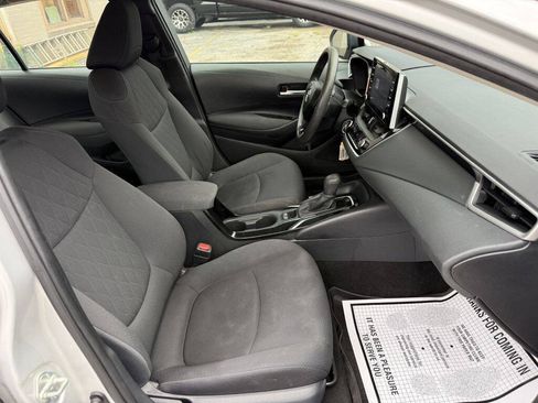 Used 2020 Toyota Corolla LE FWD image 20