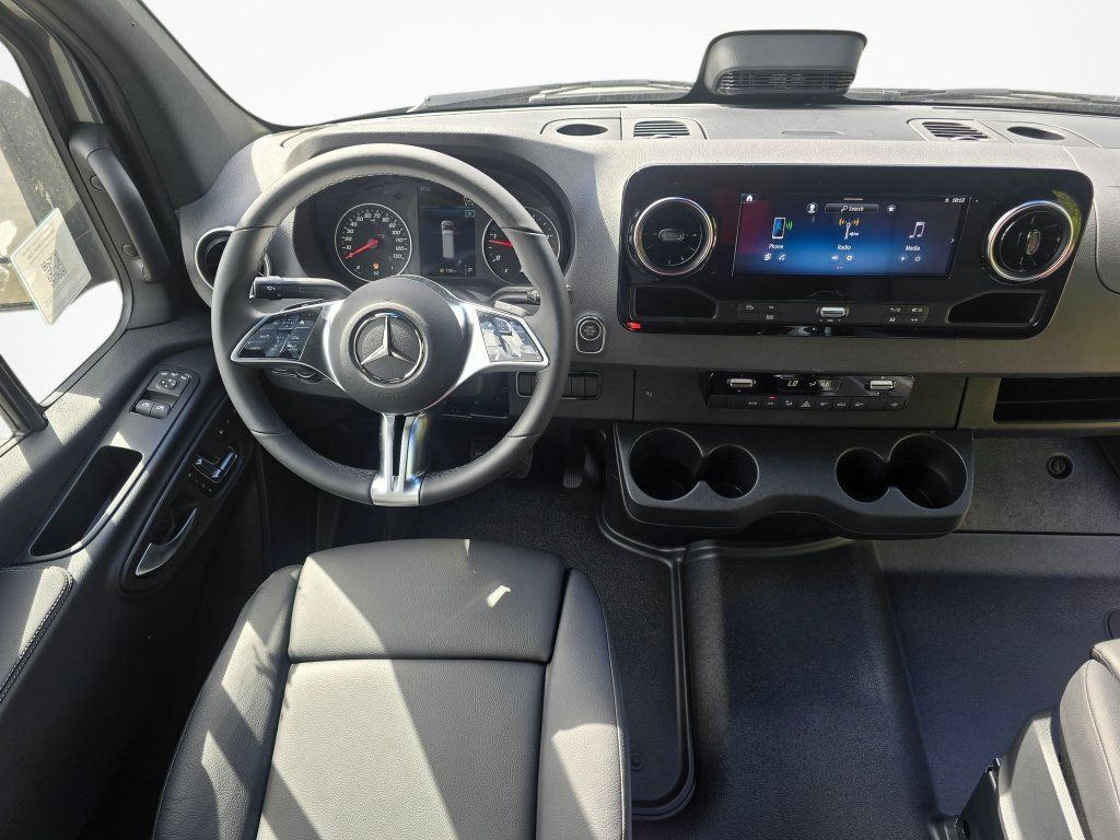 New 2026 Mercedes-Benz Sprinter 2500 image 22
