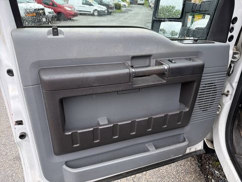 Used 2012 Ford F350 XL w/ PWR Equipment Group AWD/4WD image 10