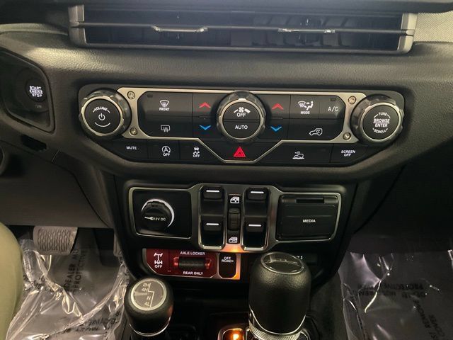 New 2026 Jeep Gladiator Mojave AWD/4WD image 20