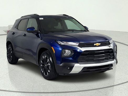 Used 2023 Chevrolet TrailBlazer LT FWD image 1