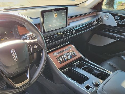 Used 2020 Lincoln Aviator Reserve w/ Equipment Group 202A image 25