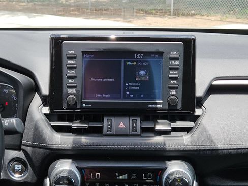 Used 2021 Toyota RAV4 XLE Premium FWD image 17