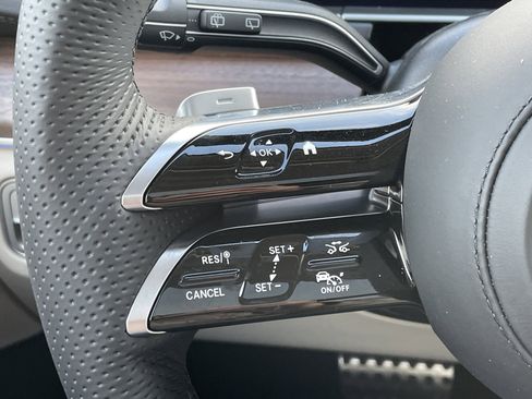 New 2026 Mercedes-Benz GLS 450 4MATIC image 26