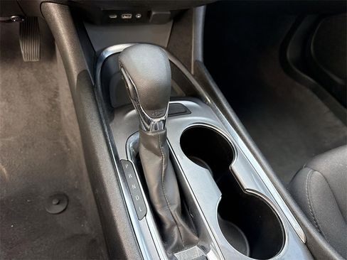 Used 2023 Chevrolet Malibu LT image 14