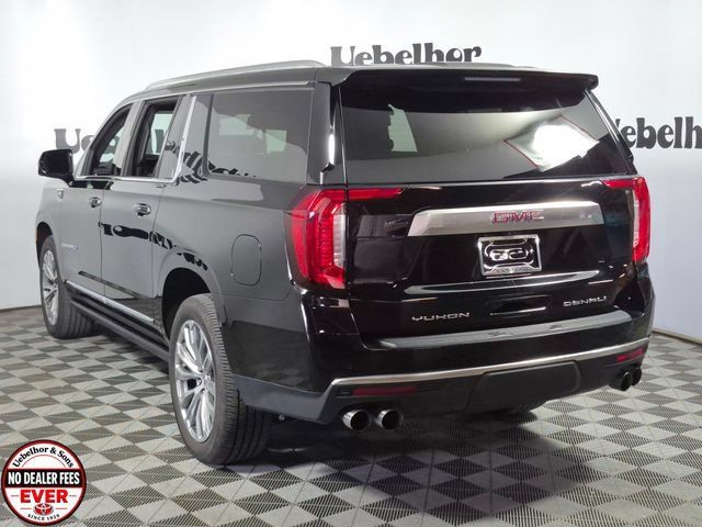 Used 2021 GMC Yukon XL Denali w/ Denali Premium Package AWD/4WD image 5