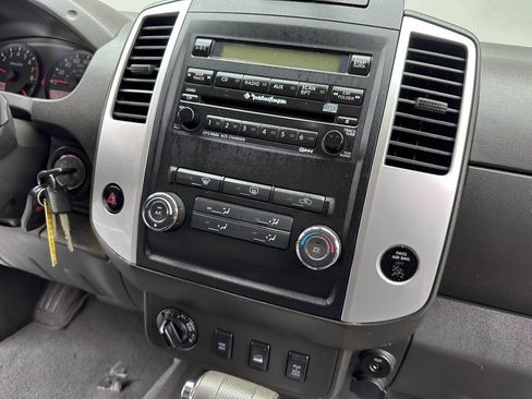 Used 2010 Nissan Xterra Off-Road w/ Protection Pkg A AWD/4WD image 29
