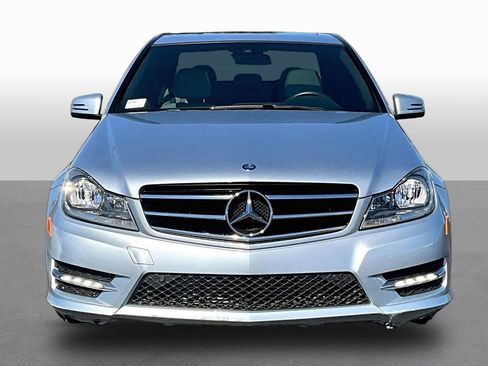 Used 2014 Mercedes-Benz C 250 Sedan image 3