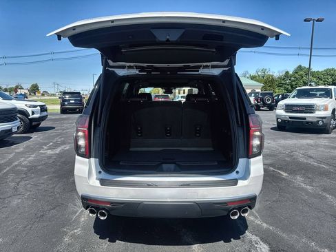 Used 2024 Chevrolet Tahoe High Country AWD/4WD image 25