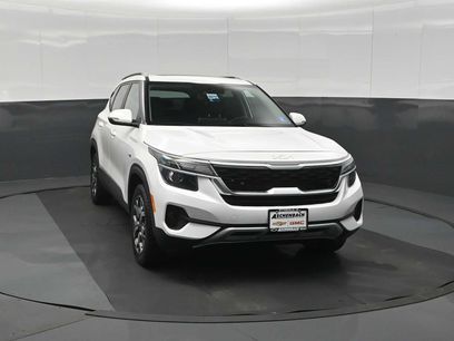 Used 2023 Kia Seltos EX
