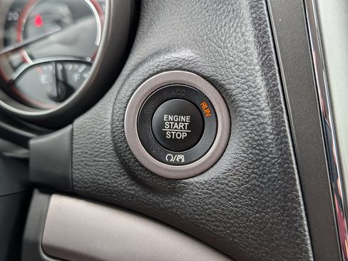 Used 2017 Dodge Journey Crossroad w/ Popular Equipment Group AWD/4WD image 28