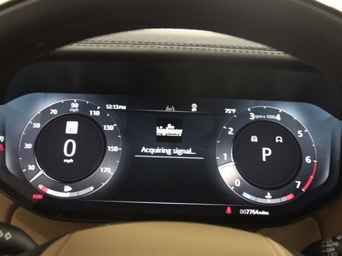 Used 2025 Land Rover Range Rover SE AWD/4WD image 23