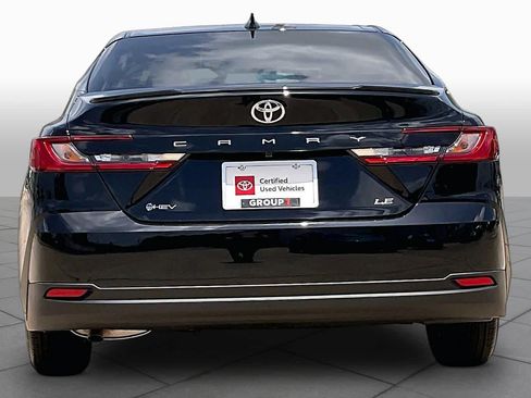 Used 2026 Toyota Camry LE w/ Convenience Package FWD image 5
