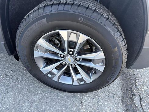 Used 2025 Chevrolet Equinox LT w/ Convenience Package II AWD/4WD image 5