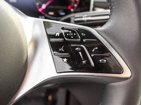 Certified 2026 Mercedes-Benz GLC 300 4MATIC image 18