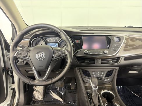 Used 2019 Buick Envision Essence image 3
