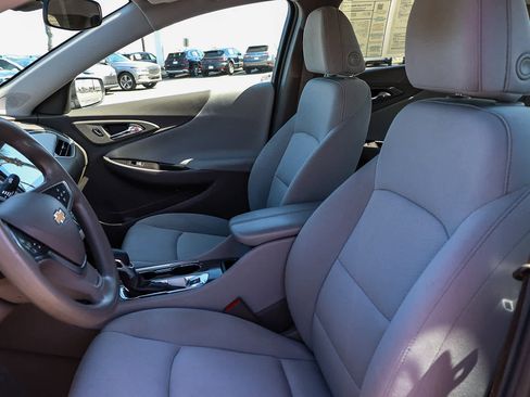 Used 2023 Chevrolet Malibu LT image 24