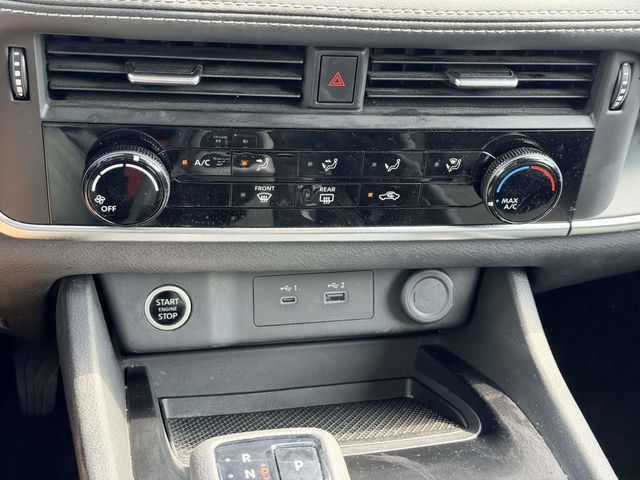 Used 2023 Nissan Rogue S AWD/4WD image 21