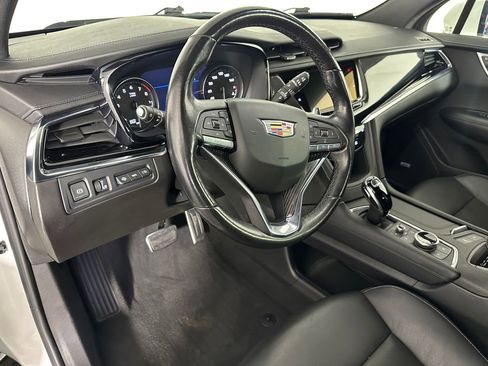 Used 2021 Cadillac XT6 Sport AWD/4WD image 11