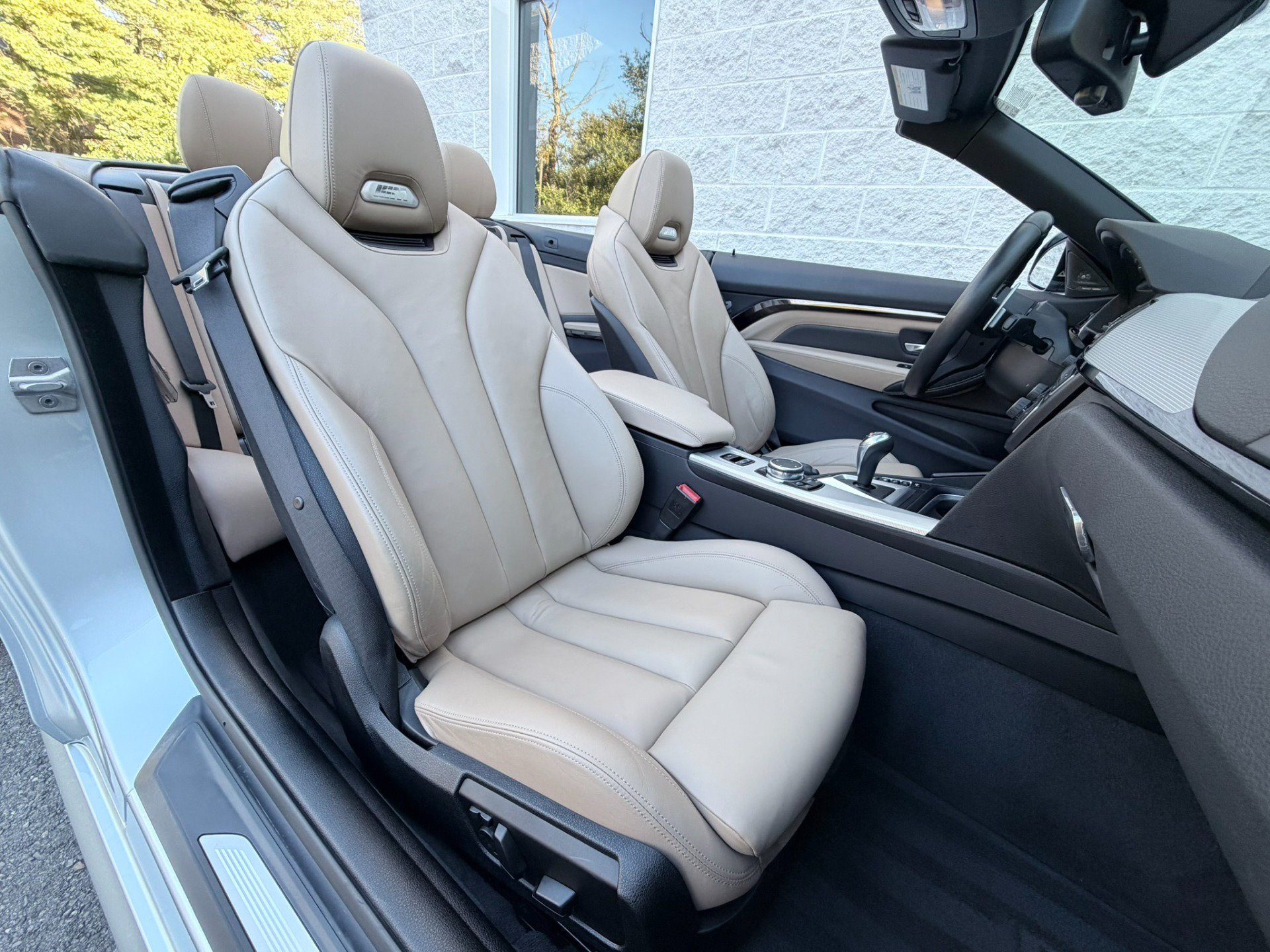 Used 2015 BMW M4 Convertible RWD image 42