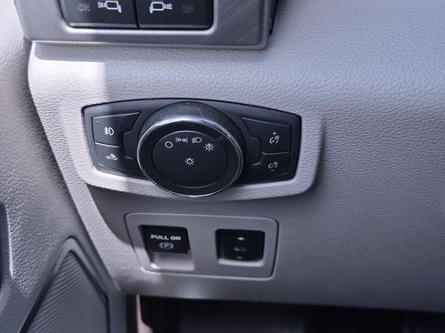 Used 2019 Ford F150 Limited w/ Trailer Tow Package AWD/4WD image 28