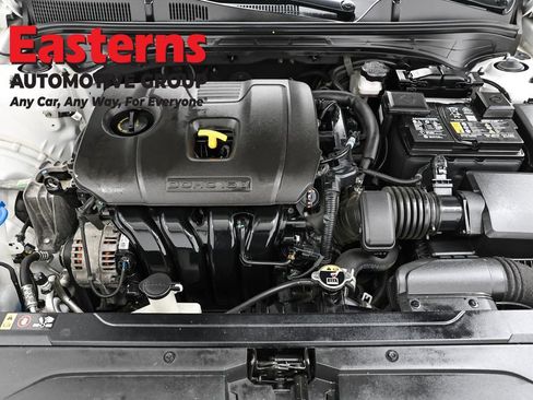 Used 2024 Kia Forte LXS image 7