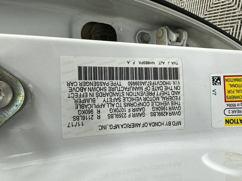 Used 2018 Honda Accord EX-L image 33