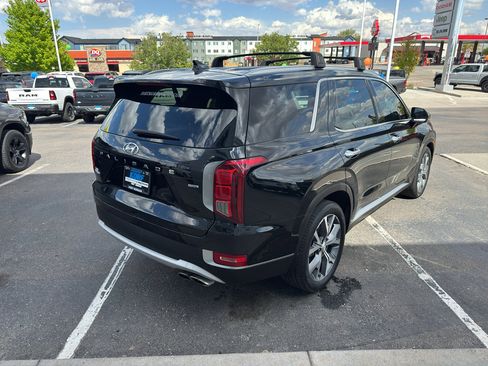 Used 2021 Hyundai Palisade SEL w/ Premium Package AWD/4WD image 5