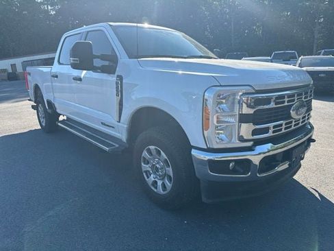Used 2023 Ford F250 XLT w/ FX4 Off-Road Package AWD/4WD image 7