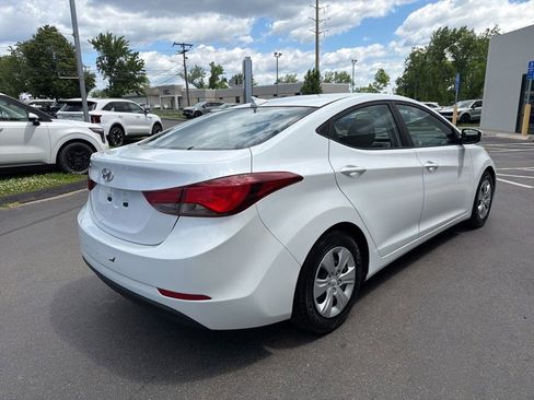 Used 2016 Hyundai Elantra SE FWD image 8