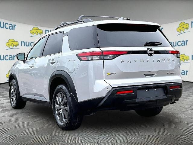 Certified 2024 Nissan Pathfinder SV w/ Cargo Package AWD/4WD image 4