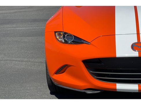 Used 2019 MAZDA MX-5 Miata 30th Anniversary RWD image 42