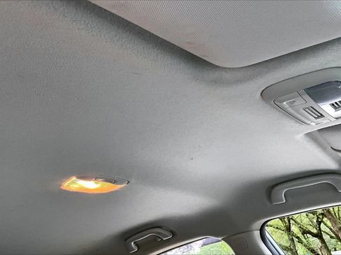 Used 2017 Subaru Crosstrek 2.0i Premium AWD/4WD image 25