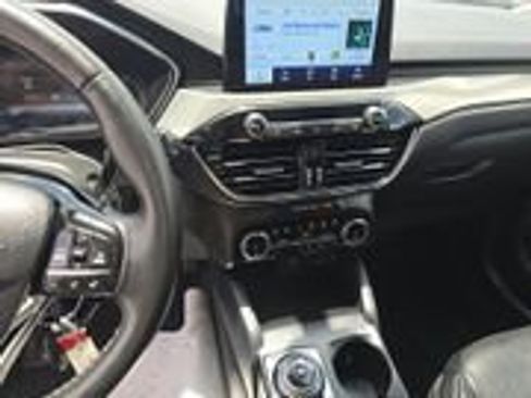 Used 2022 Ford Escape Titanium w/ Class II Trailer Tow Package AWD/4WD image 14