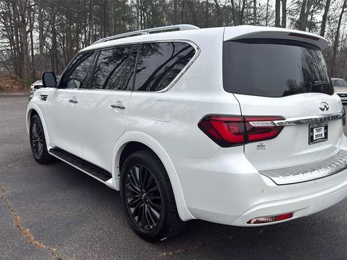 Used 2023 INFINITI QX80 Sensory w/ All-Season Package image 7