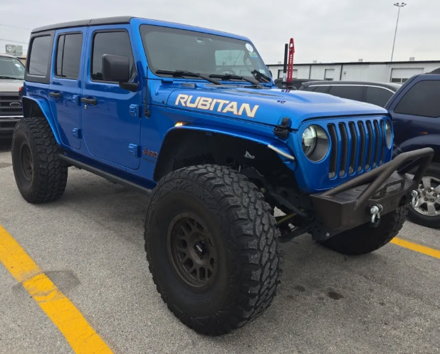 Used 2021 Jeep Wrangler Unlimited Rubicon w/ Safety Group AWD/4WD image 1
