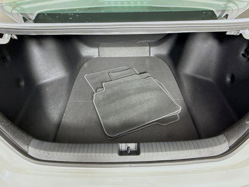 Used 2025 Honda Accord LX image 30