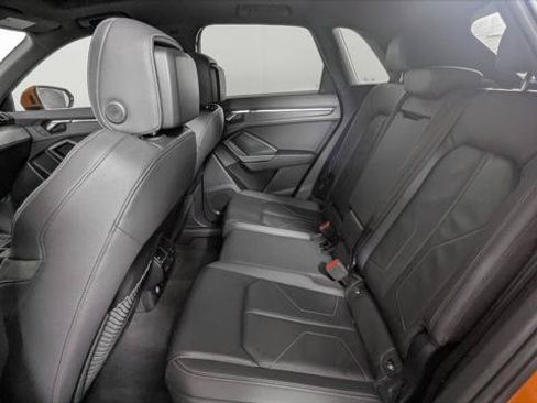 Used 2023 Audi Q3 2.0T Premium Plus w/ Premium Plus Package AWD/4WD image 17