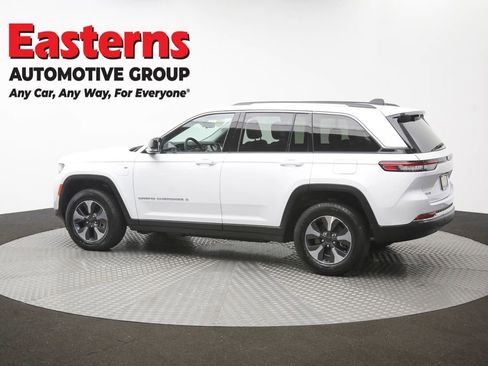 Used 2022 Jeep Grand Cherokee Limited 4xe w/ Luxury Tech Group II AWD/4WD image 65