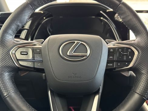 Certified 2026 Lexus TX 500h AWD w/ Technology Package image 32