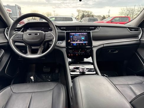 Certified 2022 Jeep Grand Cherokee L Limited image 15