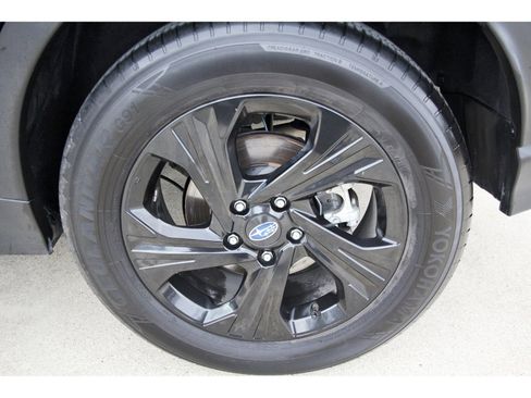 Used 2024 Subaru Crosstrek 2.0i AWD/4WD image 29